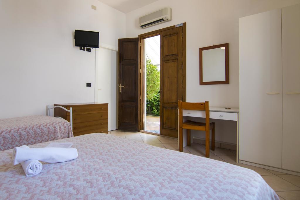 B&B Hotel Souvenir Cesenatico Zimmer foto